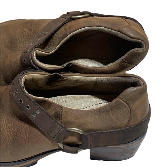 Women’s RedWing Leather Harness Western Clogs - Picture 4 of 7